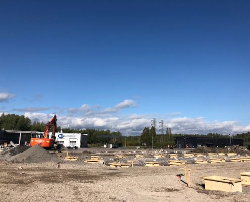 Pienvarastoja ja harrastustiloja Etelä-Espooseen, Finnoonniitty 1