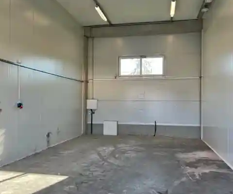 Vuokraa varasto / tuotantotila Laattakiventie 2, Tuusula