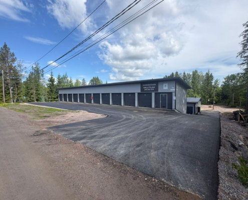 Vuokrataan varastotilaa / harrastetilaa Puusepäntie 23 Tuusula Vuokrataan varastotilaa / harrastetilaa Puusepäntie 23 Tuusula